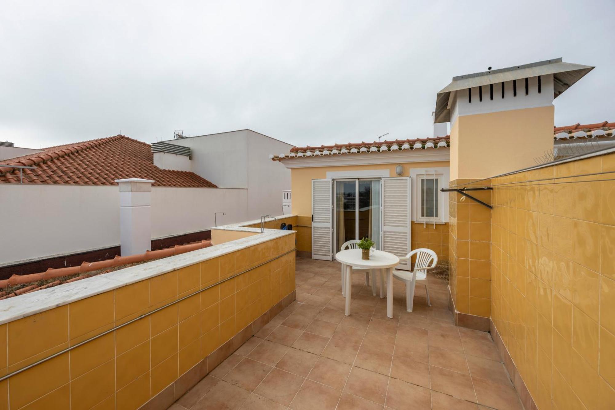 Apartamentos Mira Rio Lagos Ngoại thất bức ảnh