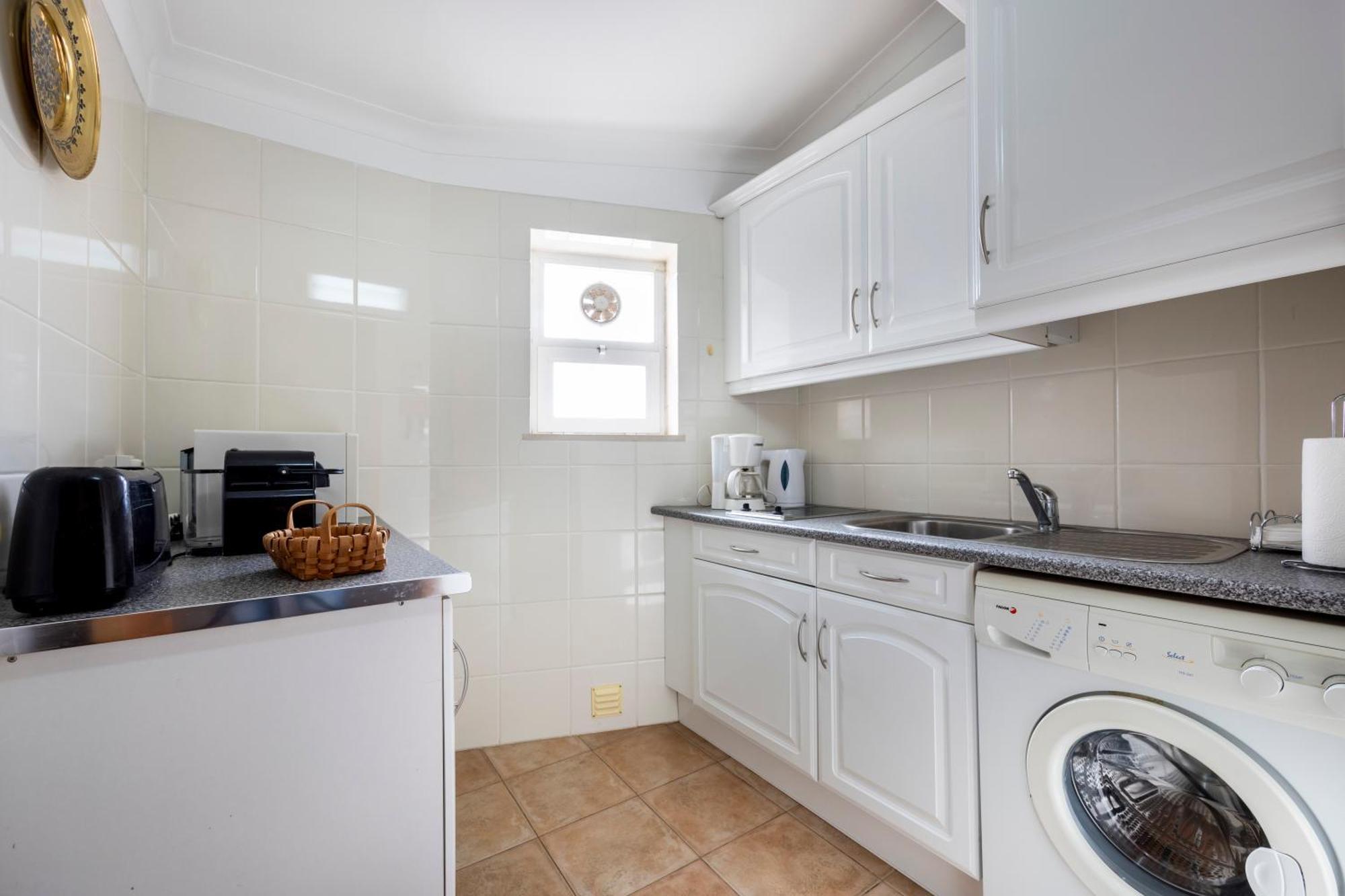 Apartamentos Mira Rio Lagos Ngoại thất bức ảnh