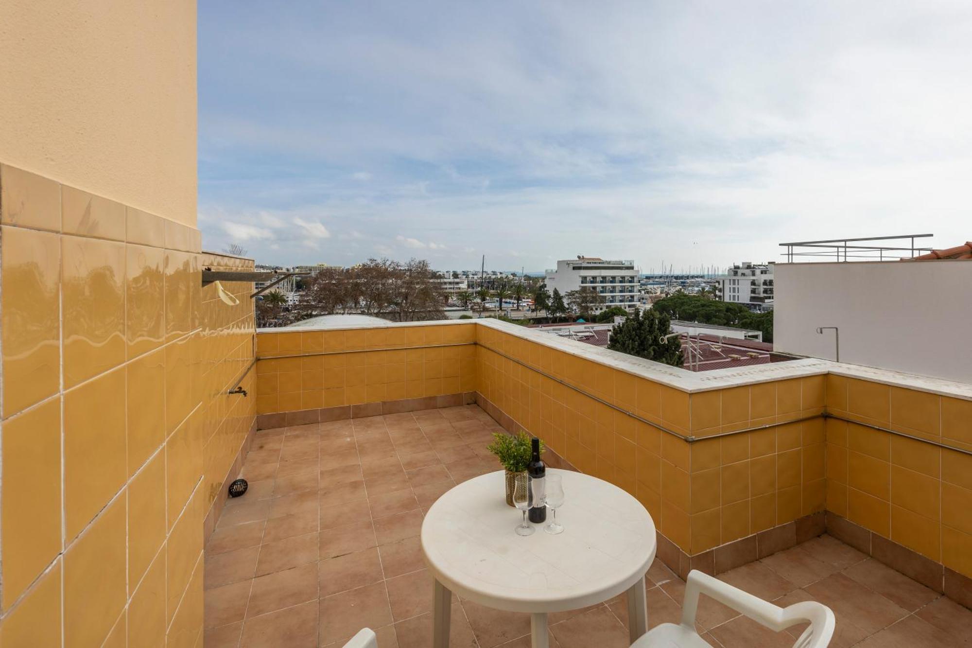 Apartamentos Mira Rio Lagos Ngoại thất bức ảnh