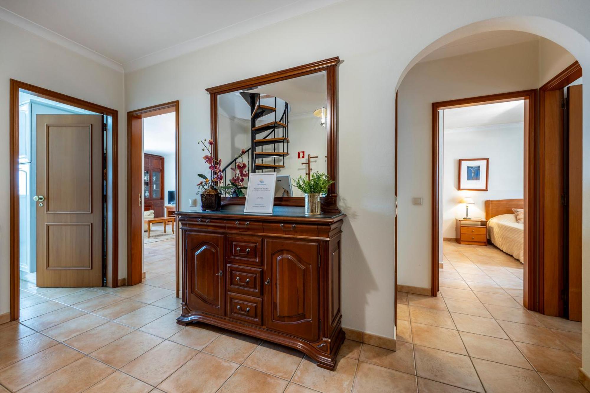Apartamentos Mira Rio Lagos Ngoại thất bức ảnh